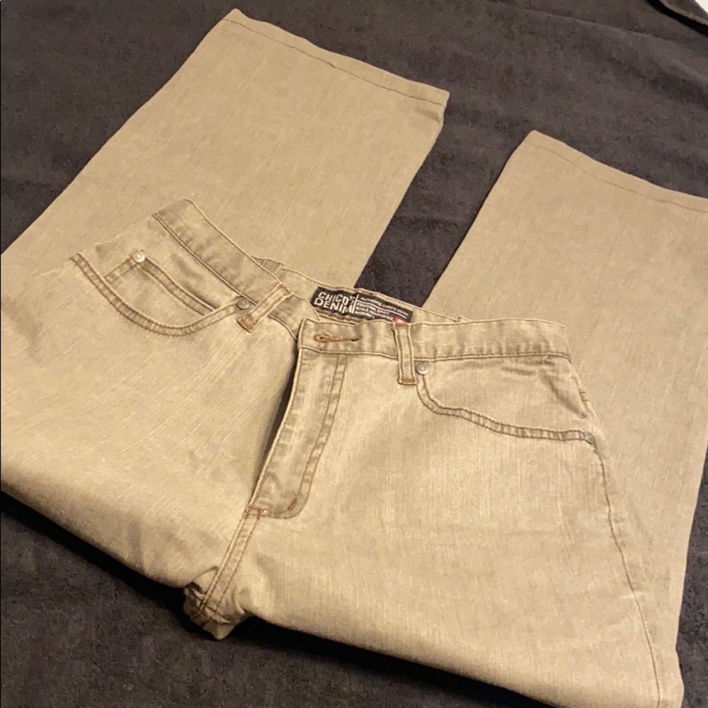 Chico’s Denim Sz 1 capris. 98% cotton 2% spandex